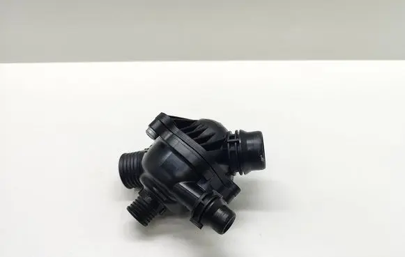 BMW 5 E60 E61 Thermostat/thermostat housing 7536655 7565780 17127565780