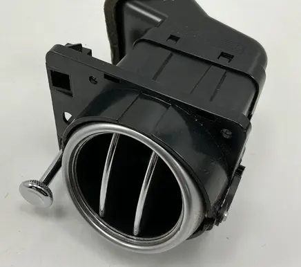 Rear air vent grill