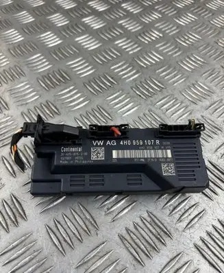 Audi A8 S8 D4 4H Tailgate/trunk control unit/module 4H0959107R