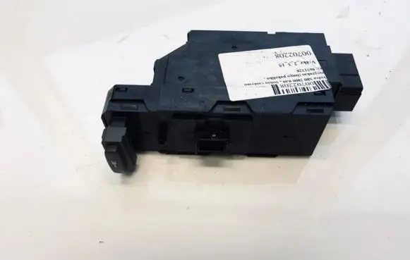 Volvo S80 Central locking switch button 8651328
