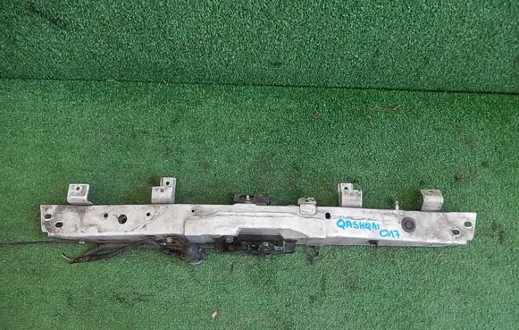 Nissan Qashqai Radiator support slam panel