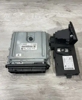 Engine ECU kit and lock set