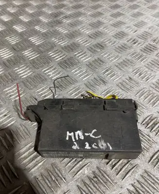 Mercedes-Benz C W202 Light module LCM 2025420432