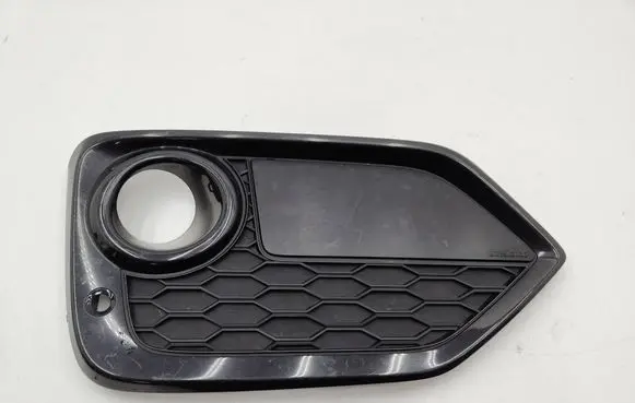 Honda Civic X Front bumper lower grill 71108TGGA3