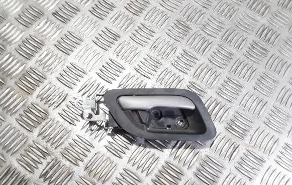 Honda FR-V Front door interior handle