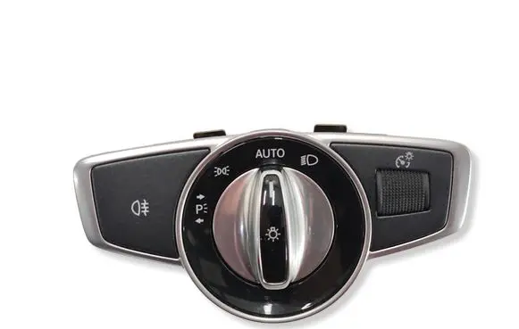 Mercedes-Benz C W205 Light switch A2059057007 10128761 9J01