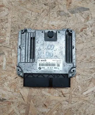 BMW 5 F10 F11 Engine control unit/module 0281018502 8517862