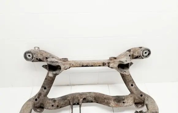 Audi A4 S4 B7 8E 8H Rear subframe 