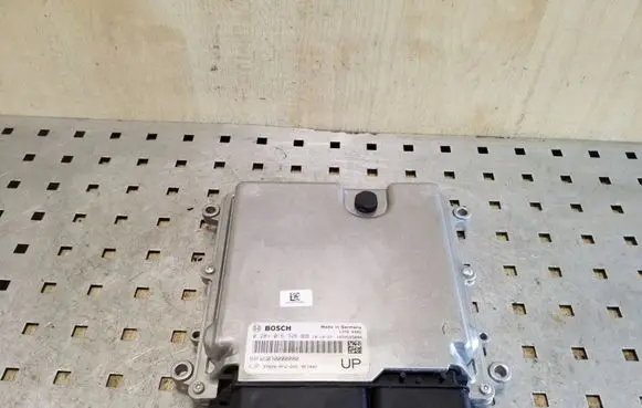 Honda CR-V Engine control unit/module 0281016326 37820RFWG03 1039S35846