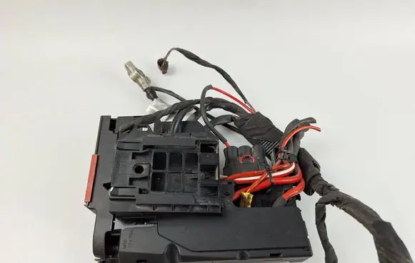 Mercedes-Benz C W204 Positive wiring loom A2075400240 A2125400581