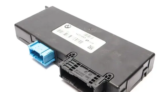 BMW 5 F10 F11 Gateway control module 9291450 130151 532506