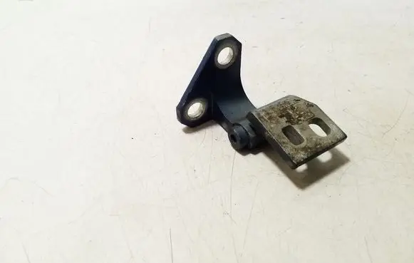 Volkswagen Golf V Front door upper hinge 1K0831401M