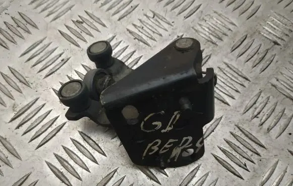 Citroen Berlingo Sliding door upper roller guide/hinge 