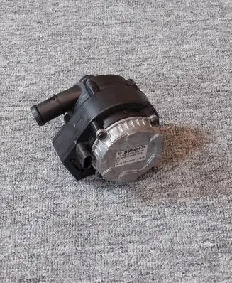 Volkswagen Golf VII Electric auxiliary coolant/water pump 0392024011 04L965567