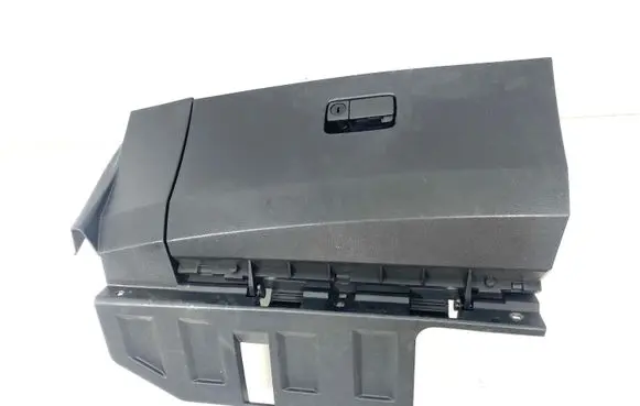 Nissan Murano Z50 Glove box 68108CB000 P10480