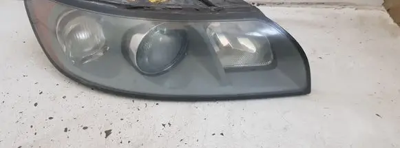 Volvo V50 Headlight/headlamp 30698896 0301198674
