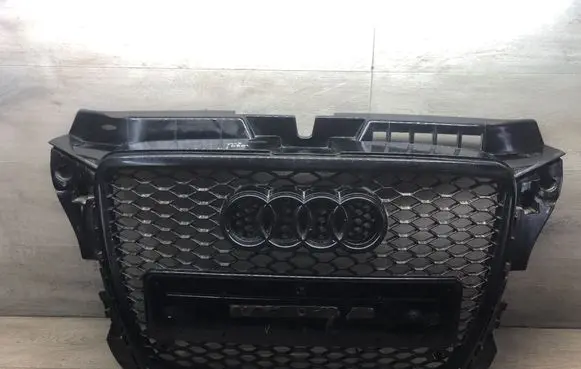 Audi A3 S3 8P Front grill