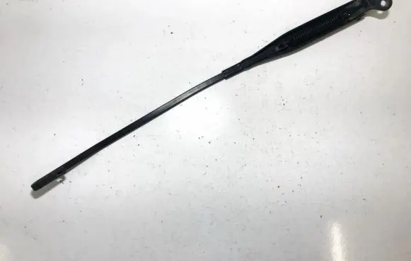 Front wiper blade arm