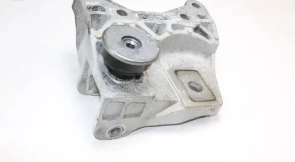 Jaguar E-Pace Engine mounting bracket GJ326P096AF
