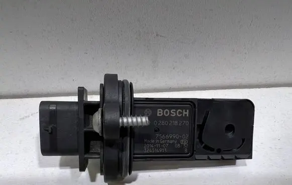 BMW 5 F10 F11 Mass air flow meter 7566990 0280218270 324514913