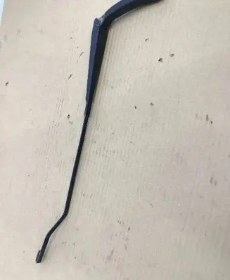 Citroen Berlingo Front wiper blade arm 9621014780