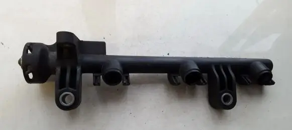 Toyota Yaris Fuel main line pipe 238140Q010A 23814-0Q010-A