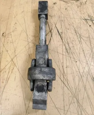 BMW X5 E53 Steering column universal joint