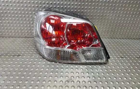 Mitsubishi Outlander Rear/tail lights