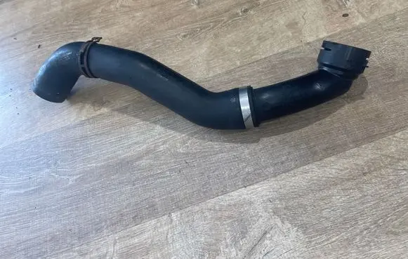 Porsche Cayenne (9PA) Engine coolant pipe/hose 7L5122291