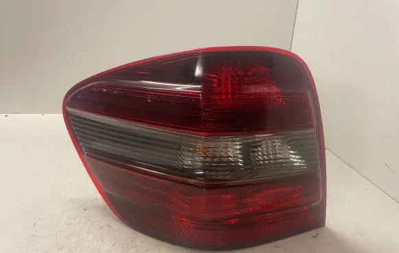 Mercedes-Benz ML W164 Rear/tail lights