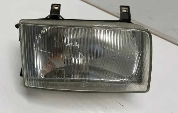 Volkswagen Multivan T4 Headlight/headlamp