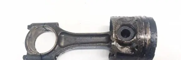 Opel Zafira A Piston with connecting rod 84L67