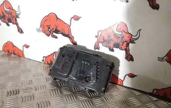Mercedes-Benz GLC X253 C253 Fuse box cover A2055400840