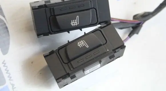 BMW X3 F25 Seat heating switch 9163292 9163293