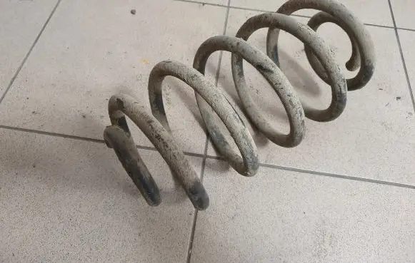 Mercedes-Benz Vito Viano W639 Rear coil spring