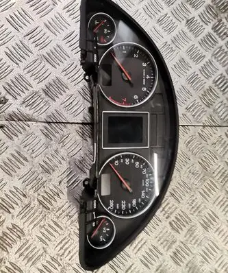 Audi A4 S4 B6 8E 8H Speedometer (instrument cluster)