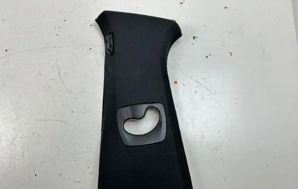 BMW M5 (B) pillar trim (top) 9116349