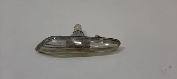 BMW 5 E60 E61 Front fender indicator light 8382104