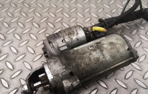 Audi A5 8T 8F Starter motor 059911022 2402111753