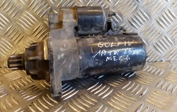 Volkswagen Golf IV Starter motor 0001125018