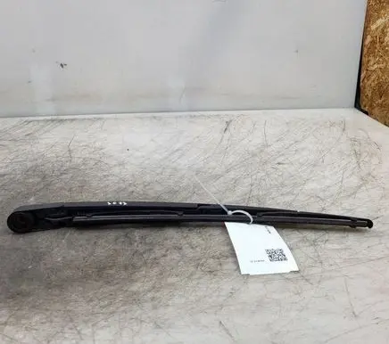 Hyundai i40 Rear wiper blade arm