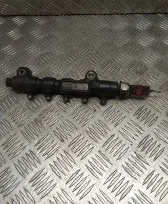 Mazda 3 I Fuel main line pipe 9654592680