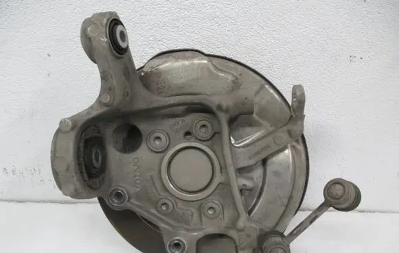 Volvo V60 Stub axle 32395006