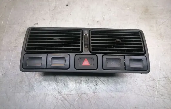 Volkswagen Golf IV Dash center air vent grill 1J0819728C