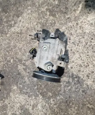 Nissan Micra Air conditioning (A/C) compressor (pump)