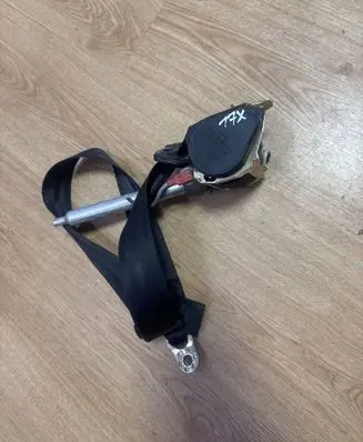 Audi A4 S4 B5 8D Front seatbelt 566028000 8D0857706 0566021300