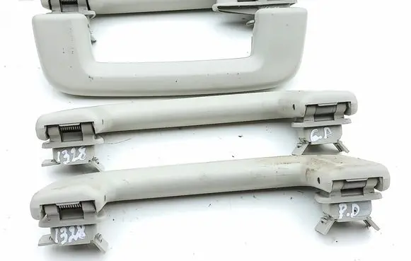 Volvo S90, V90 A set of handles for the ceiling 