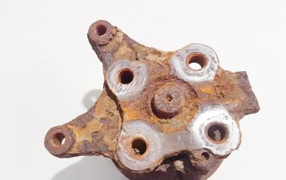 Mazda 6 Stub axle 