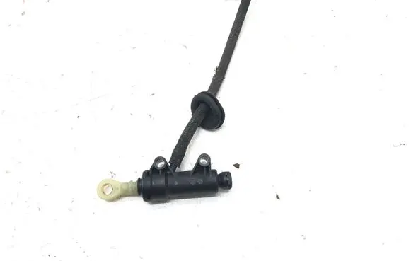 BMW X3 F25 Clutch master cylinder 6789732 13870610