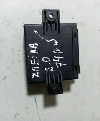 Opel Zafira A Light module LCM 09135156